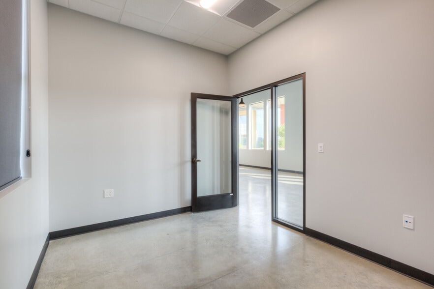 More Photos Of 2455 Beacon St, Chico Office For Lease