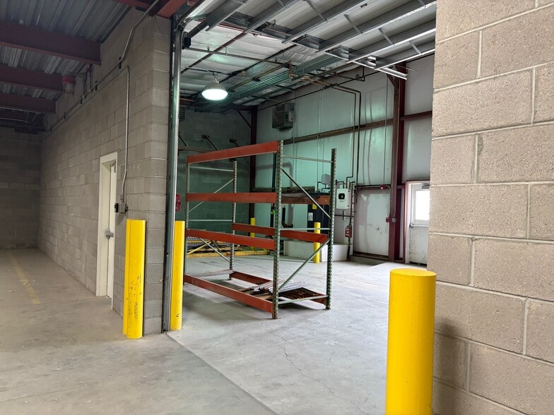 More Photos Of 365 32 Rd., Grand Junction Warehouse For Lease