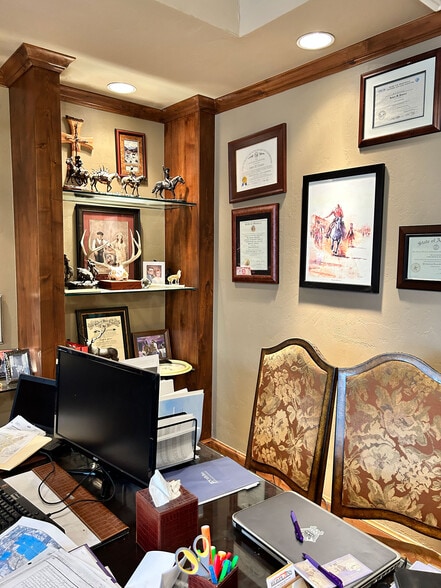 More Photos Of 1917 S Harvard Dr, Oklahoma City Office For Lease