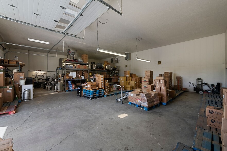 More Photos Of 216 W 4860 S, Salt Lake City Service For Sale