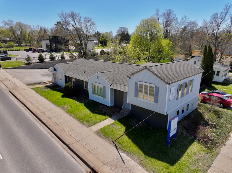 Primary Photo Of 1200 S Mitchell St, Cadillac Office For Sale