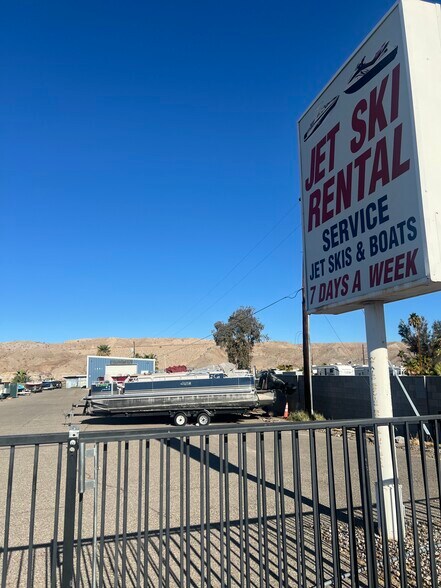 More Photos Of 1631 Hwy 95, Bullhead City Freestanding For Lease