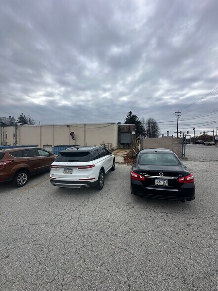 More Photos Of 2901 Springfield Rd, Broomall Drugstore For Lease