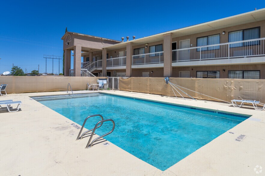 More Photos Of 1408 South Main St, Lordsburg Hotel For Sale