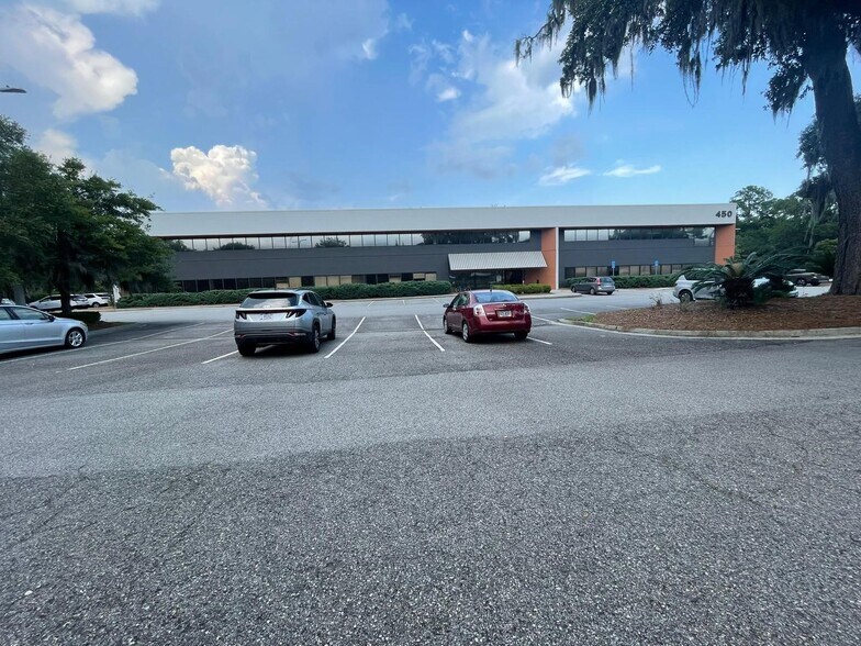 More Photos Of 400 Mall Blvd, Savannah Unknown For Lease