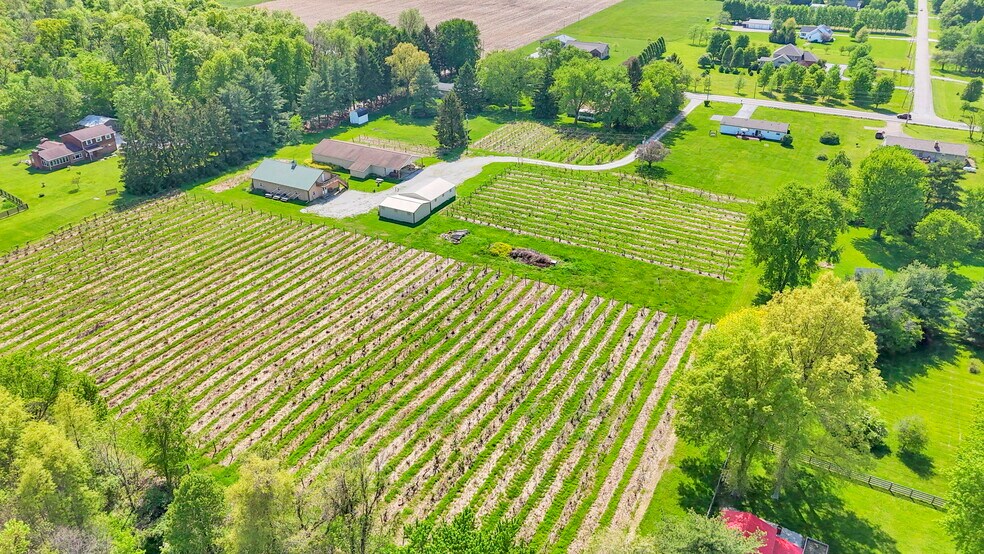 More Photos Of 1900 Winchester Southern Rd, Canal Winchester Winery Vineyard For Sale