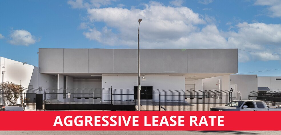 More Photos Of 7410-7428 Bellaire Ave, North Hollywood Warehouse For Sale