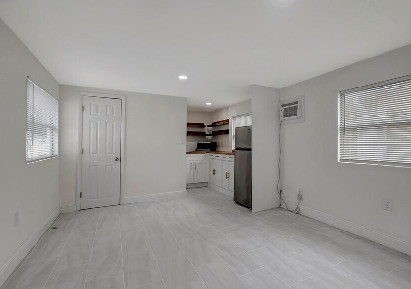 More Photos Of 8413 N Hamner Ave, Tampa Apartments For Sale