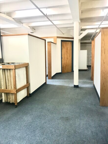 More Photos Of 10109 Giles Run Rd, Lorton Distribution For Lease