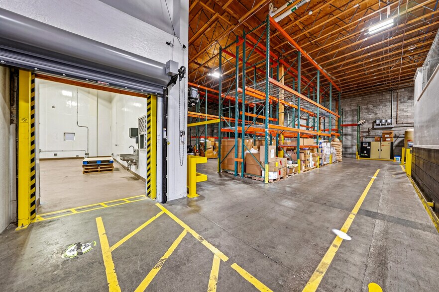 More Photos Of 710 Jefferson Ave, Ashland Light Manufacturing For Lease