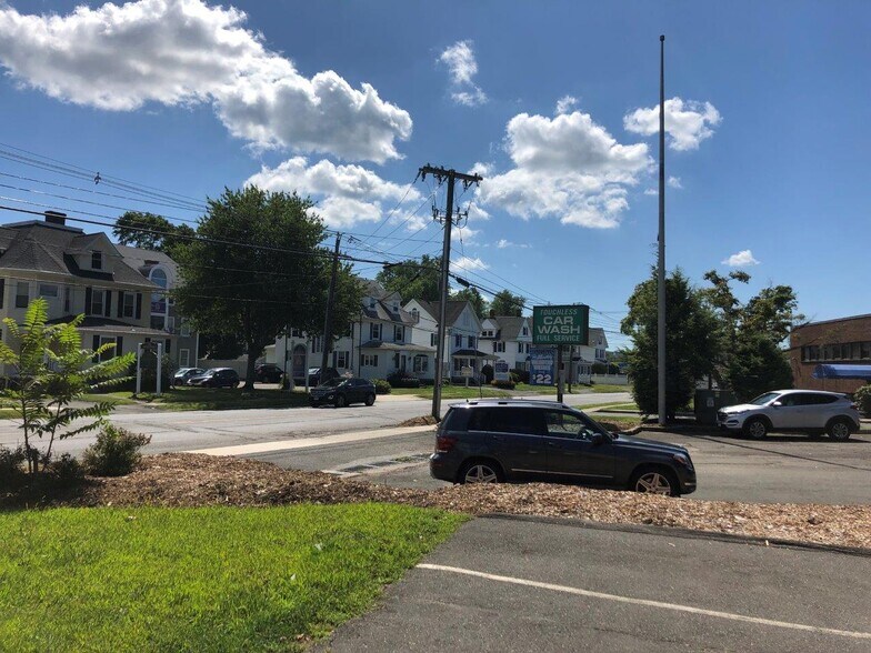 More Photos Of 57 North St, Danbury Office For Sale