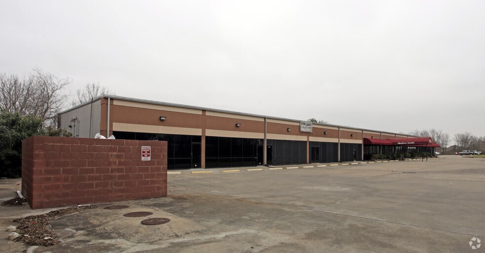 More Photos Of 867 Dulles Ave, Stafford Freestanding For Lease