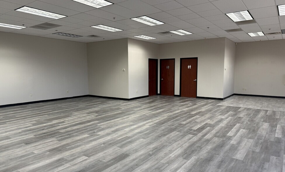 More Photos Of 33747 N Scottsdale Rd, Scottsdale Office For Sale