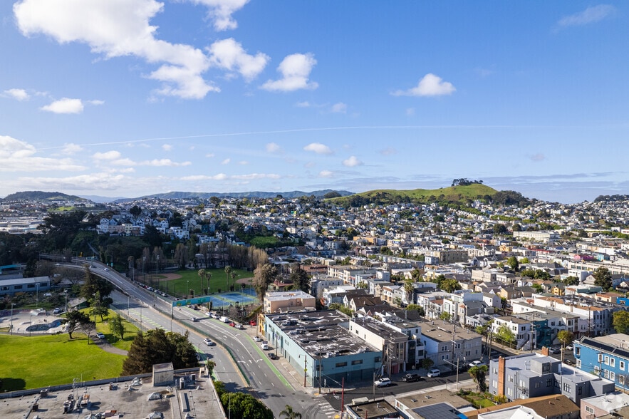 More Photos Of 1300 Potrero Ave, San Francisco Light Manufacturing For Sale
