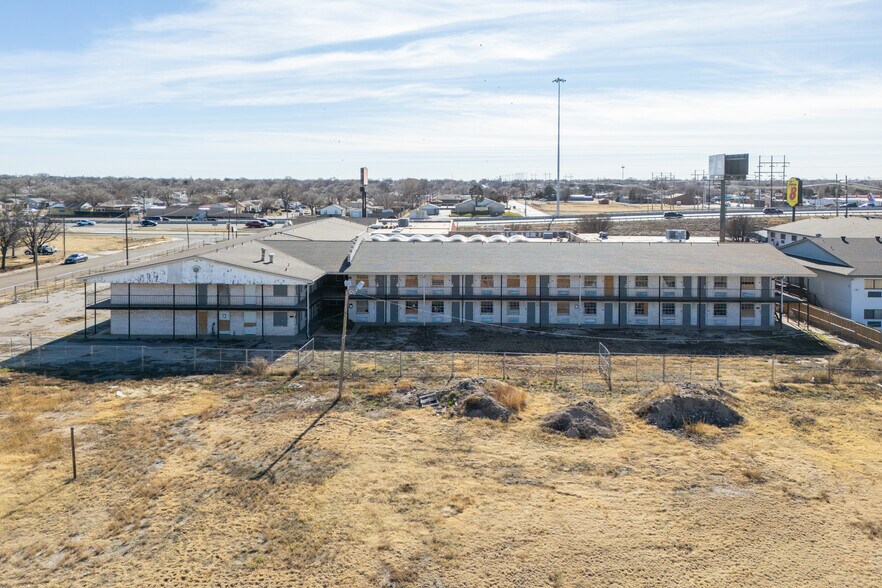 More Photos Of 2915 E Interstate 40, Amarillo Hotel For Sale