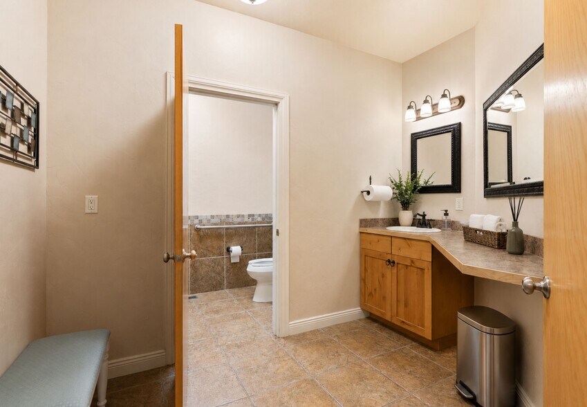 More Photos Of 65 Commons Way, Kalispell Office For Sale