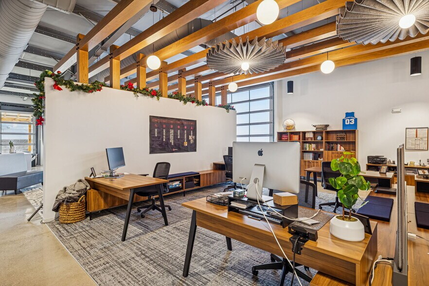 More Photos Of 5101 Kentucky Ave, Nashville Office For Sale