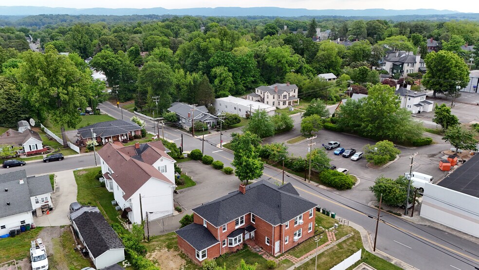 More Photos Of 517 Willow St, Mount Airy Apartments For Sale