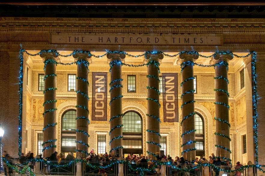 More Photos Of 32 Front St, Hartford Unknown For Lease