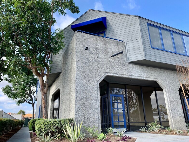 More Photos Of 17151 Newhope St, Fountain Valley Unknown For Lease