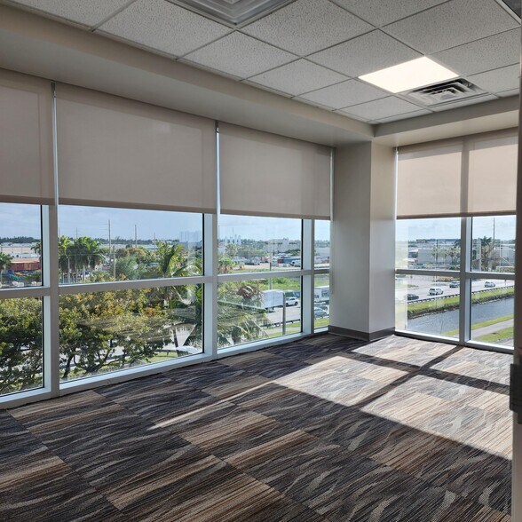 More Photos Of 2500 NW 107th Ave, Miami Office For Sale