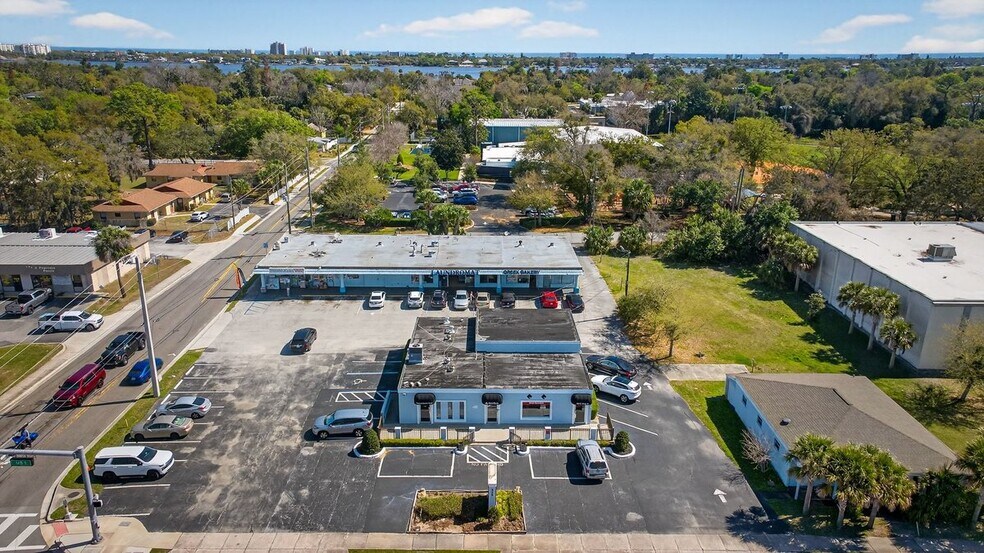 More Photos Of 325 S Yonge St, Ormond Beach Medical For Sale