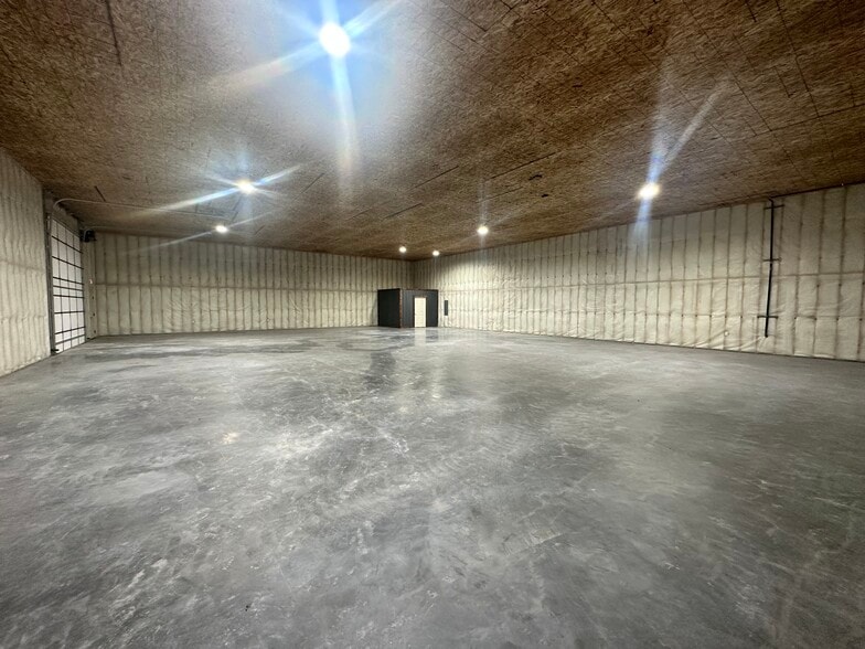 More Photos Of 2549 Cottontail rd, Bozeman Warehouse For Lease