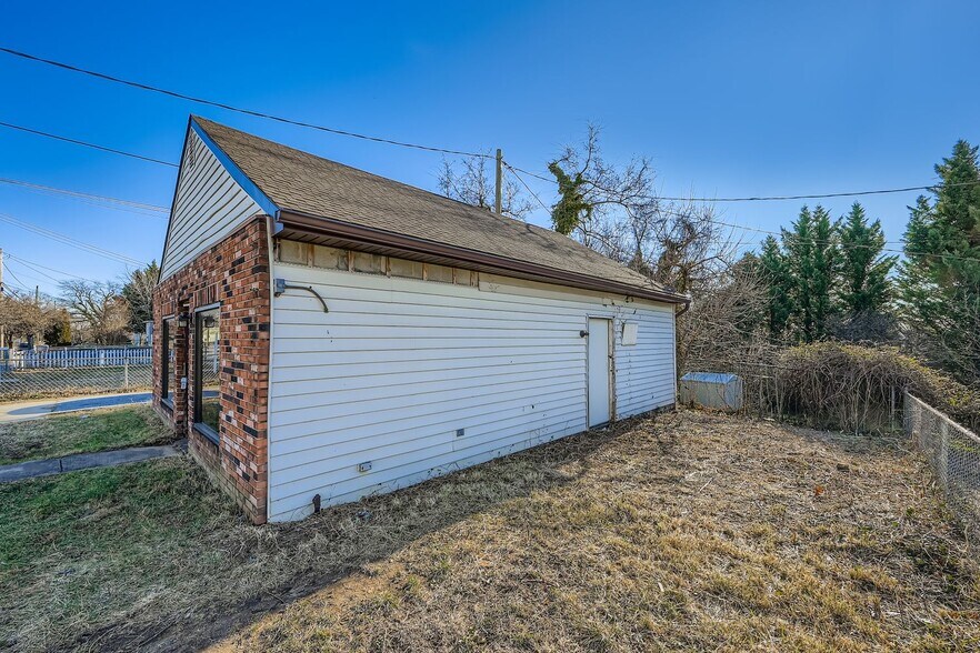 More Photos Of 701 Church St, Baltimore Flex For Sale