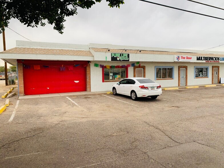 More Photos Of 8410 S Avenida del Yaqui, Guadalupe Storefront Retail Office For Lease