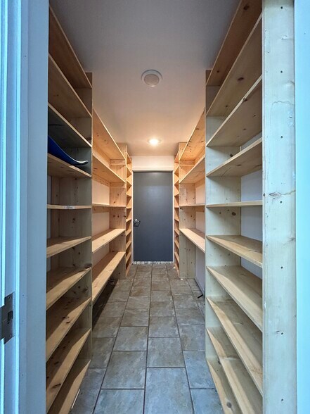 More Photos Of 1065 Tefft St, Corvallis Office For Lease