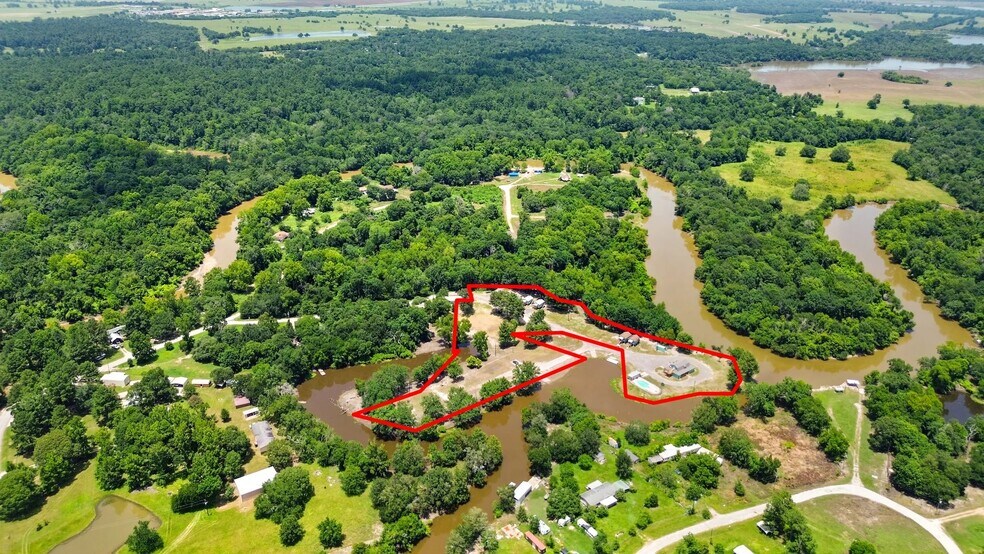 More Photos Of 14 Marina Pt, Huntsville Trailer Camper Park For Sale