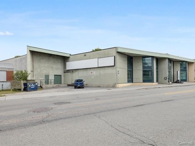 More Photos Of 217 Rue Montcalm, Gatineau Office For Lease