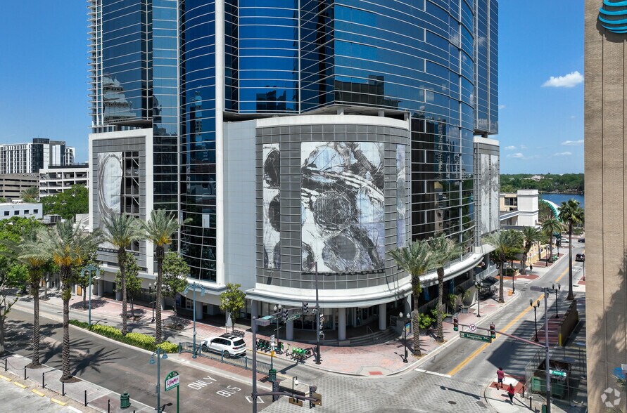 More Photos Of 111 N Magnolia Ave, Orlando Office For Lease