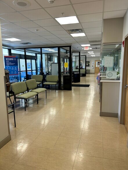 More Photos Of 700 Technology Dr, Charleston Hospital For Sale