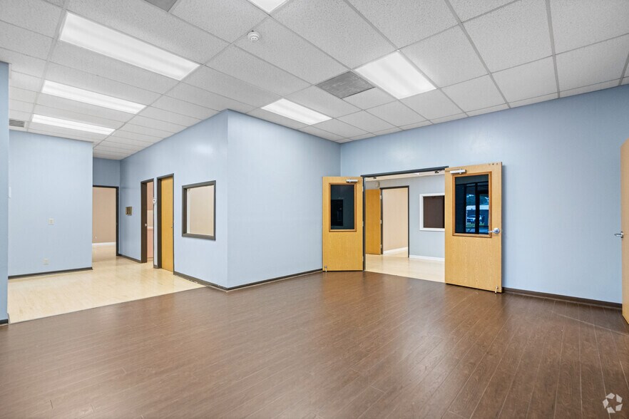 More Photos Of 17810 Spring Creek Forest Dr, Spring Schools For Lease