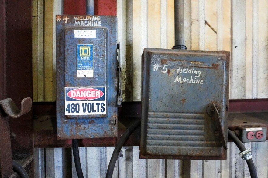 More Photos Of 9002 Leopard St, Corpus Christi Industrial For Sale