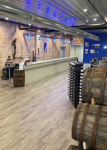 More Photos Of 10220 Lauer Rd, Baroda Winery Vineyard For Sale