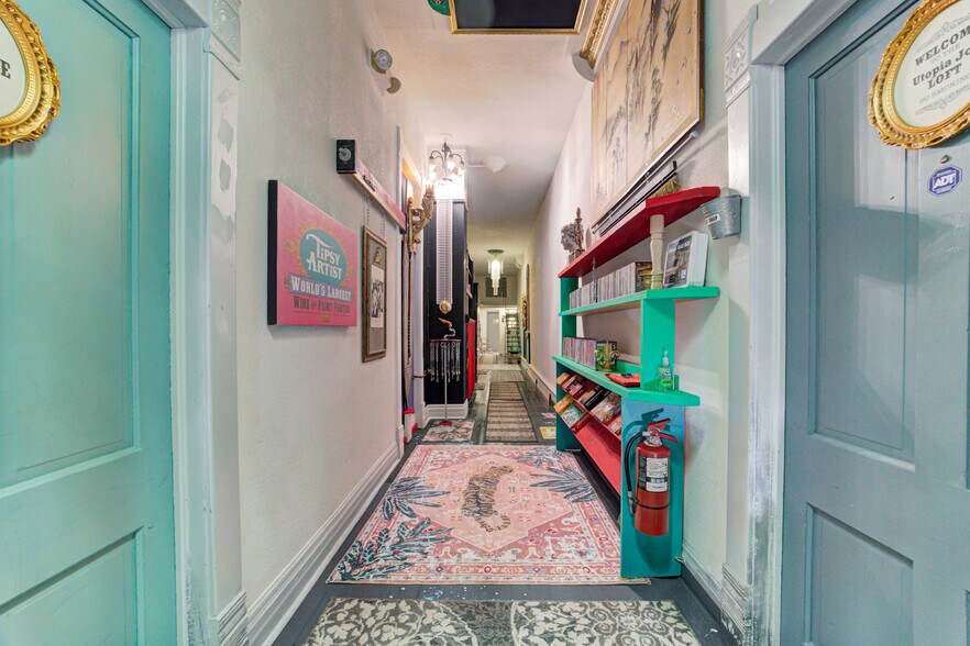 More Photos Of 117 W Harrison Ave, Guthrie Storefront Retail Residential For Sale