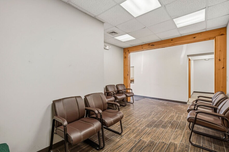 More Photos Of 4519 Military Rd, Niagara Falls Medical For Lease