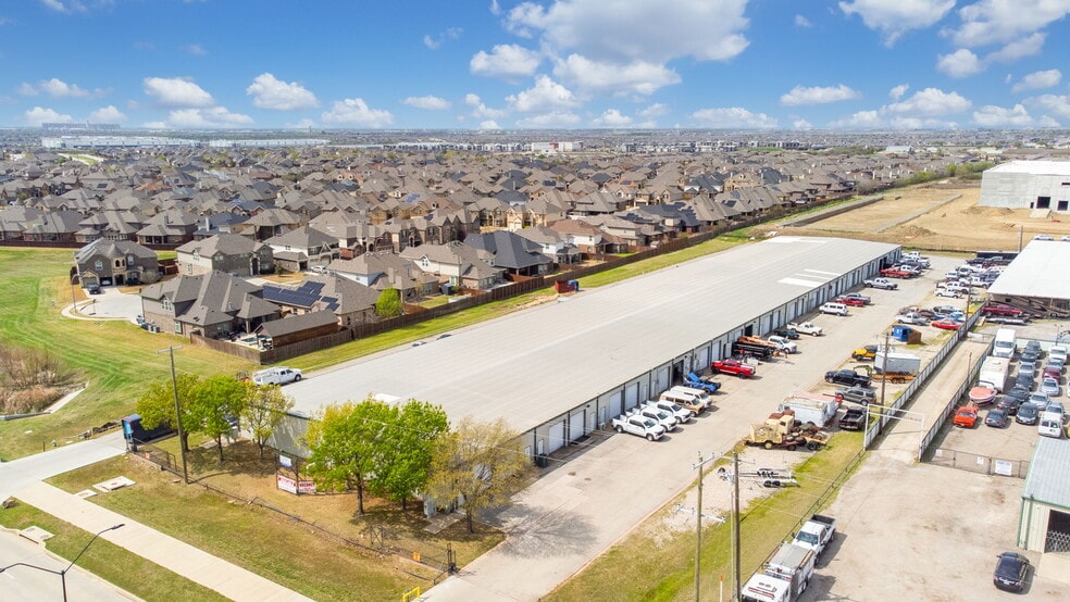 More Photos Of 10027 Harmon Rd, Fort Worth Unknown For Lease