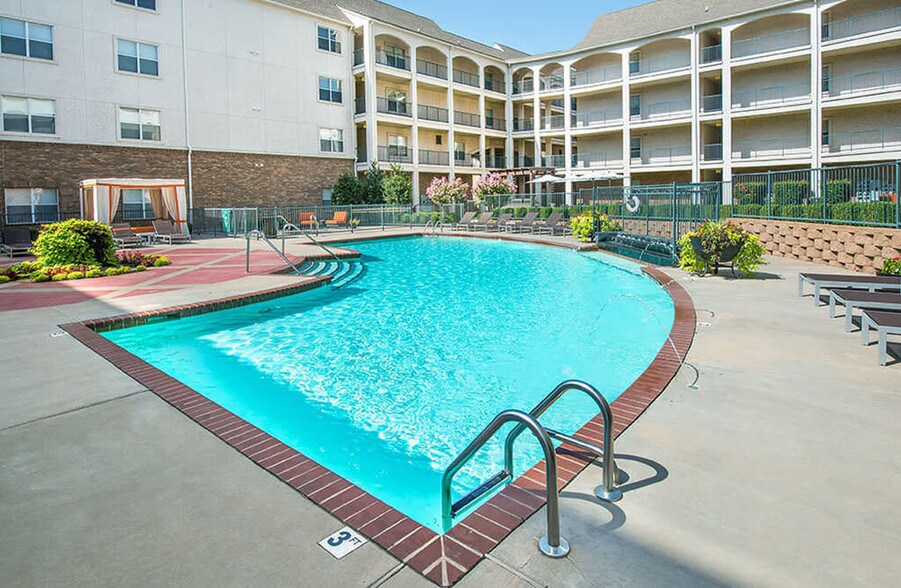 More Photos Of 301-409 N Walker Ave, Oklahoma City Apartments For Lease