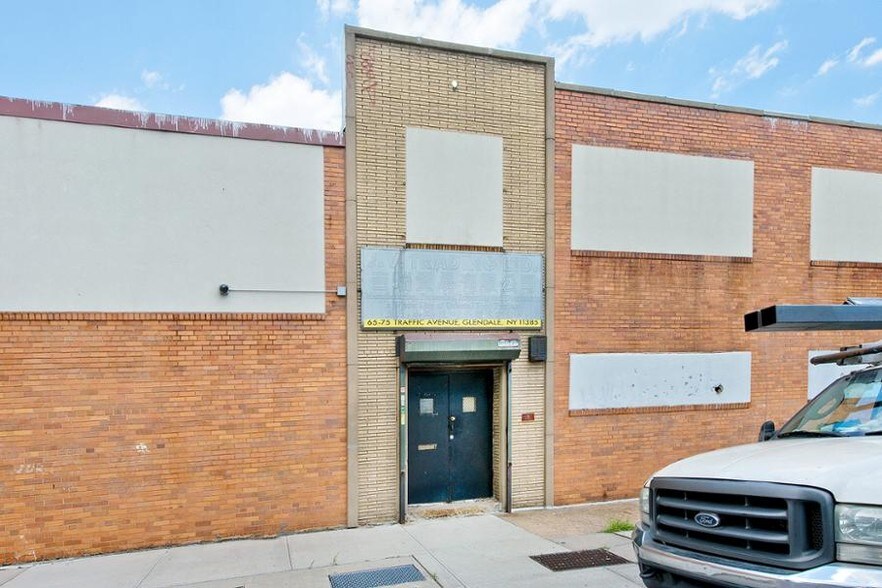 More Photos Of 65-75 Traffic Ave, Ridgewood Warehouse For Lease