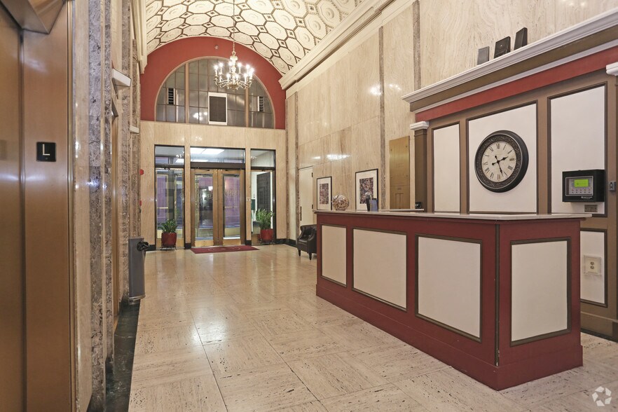 More Photos Of 837 Gravier St, New Orleans Apartments For Lease