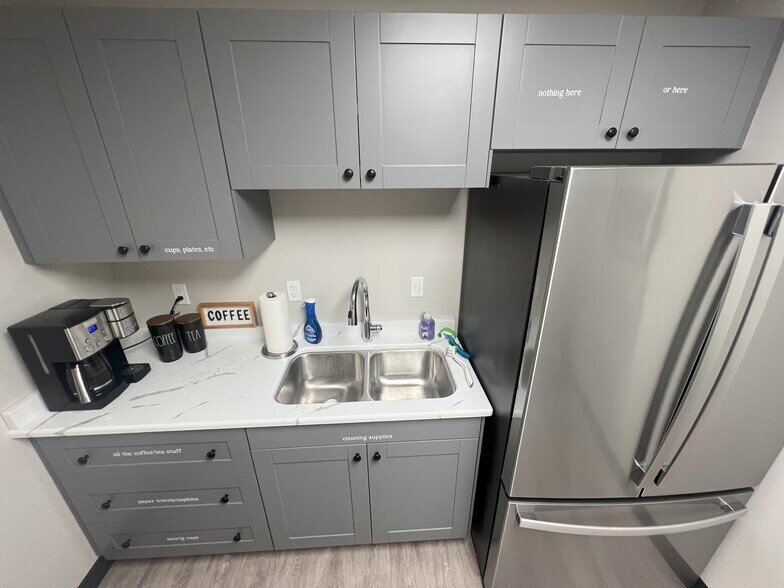 More Photos Of 300 3rd Ave SE, Rochester Medical For Sale