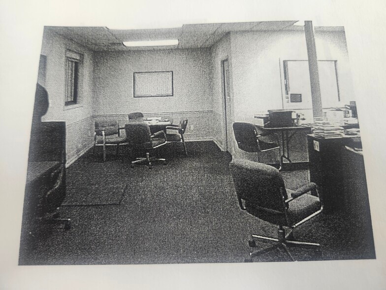 More Photos Of 1117 Hazelwood St, Toledo Office For Sale