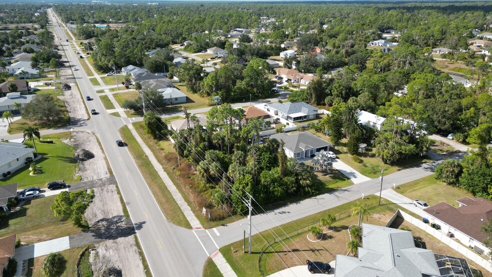 More Photos Of W Price Blvd, North Port General Retail For Lease