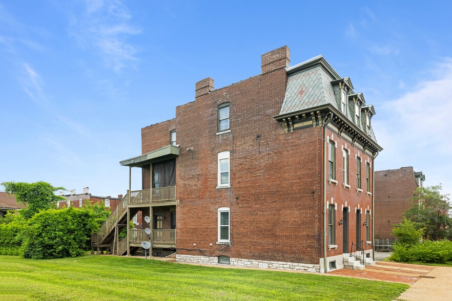 More Photos Of 1936-1956 Benton St, Saint Louis Apartments For Sale