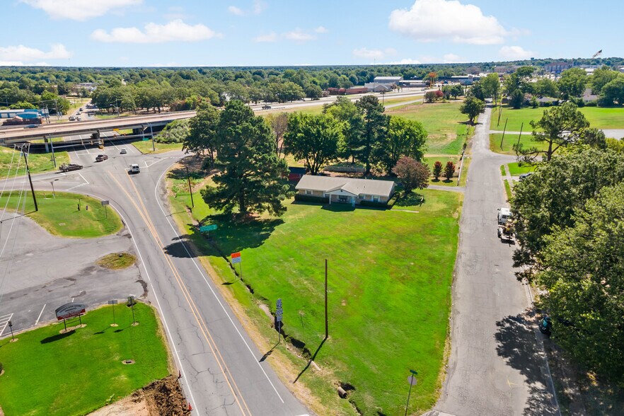 More Photos Of 1520 20th St NE, Paris Land For Sale