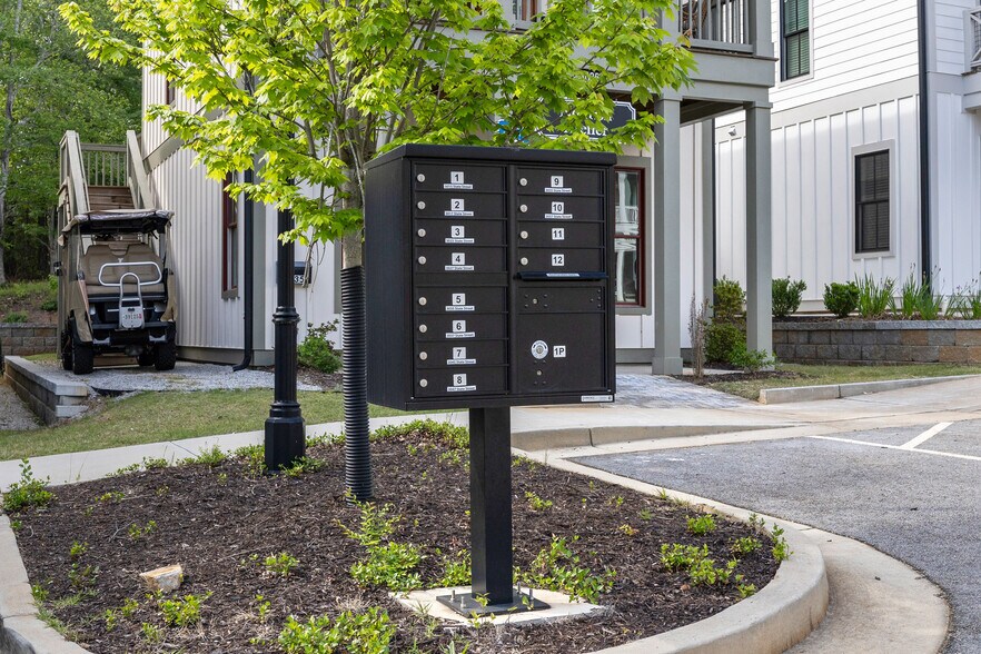 More Photos Of 3010 State, Peachtree City Office Residential For Sale