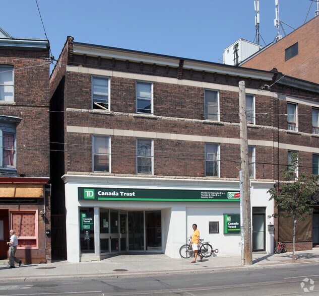 More Photos Of 632-634 College St, Toronto Storefront Retail Residential For Lease